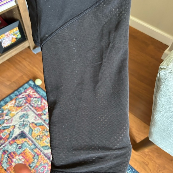 Lululemon Black leggings - Picture 6 of 12
